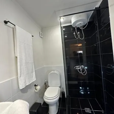 Luxury Archit 14 Street *