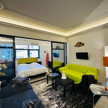 Luxury Archit 14 Street *