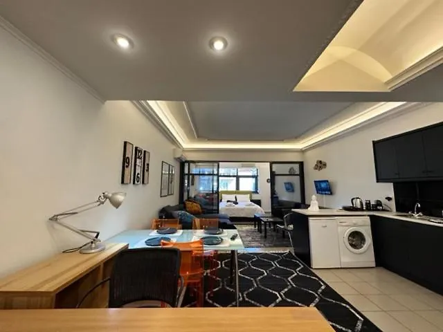 Luxury Archit 14 Street * Patras